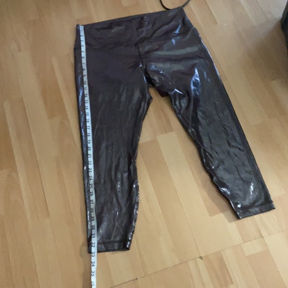 Lululemon NWOT - Picture 2 of 10